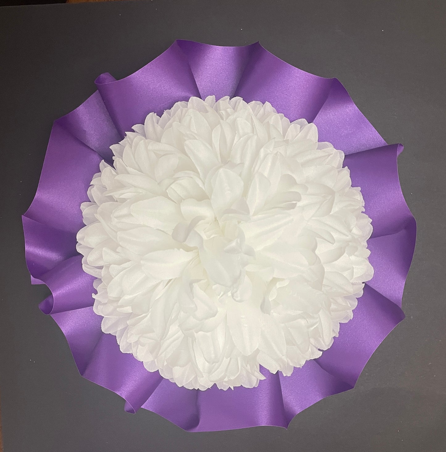 Boerne Crown Pre-Made Ruffle Crown, Full Size