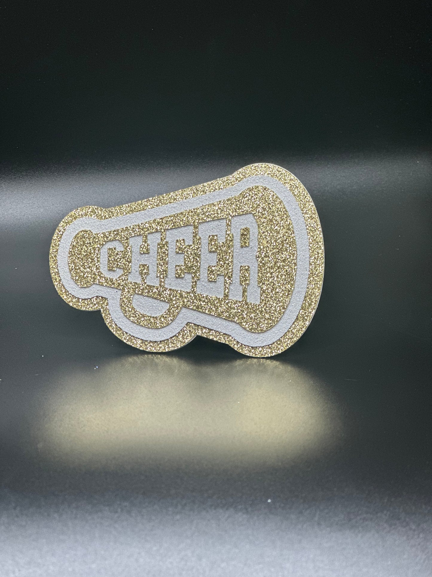 Cheer Megaphone Senior Gold (included)