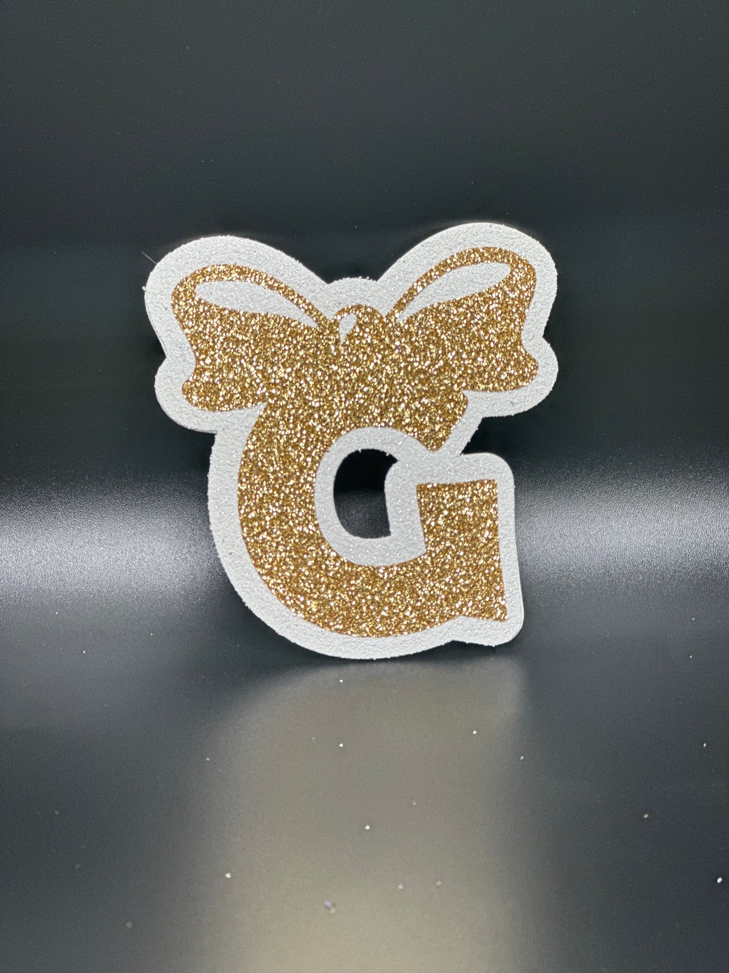 G with Bow Trinket, Senior Gold (included)