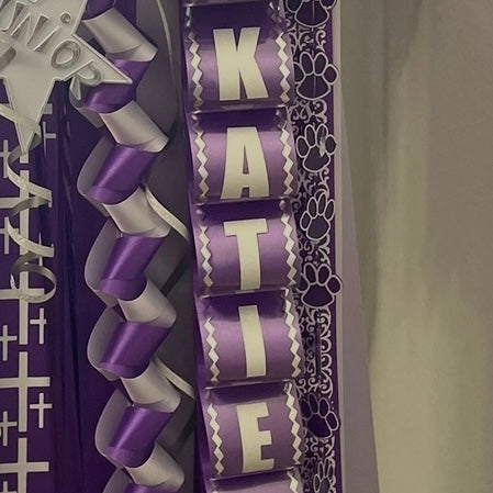 One Name Sticker (included)