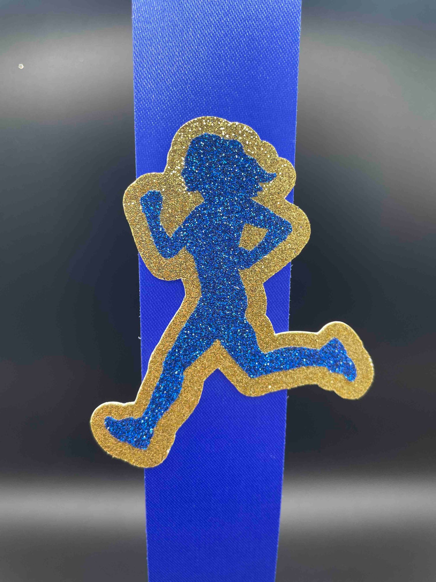 Runner Female, Blue - Signature Trinket
