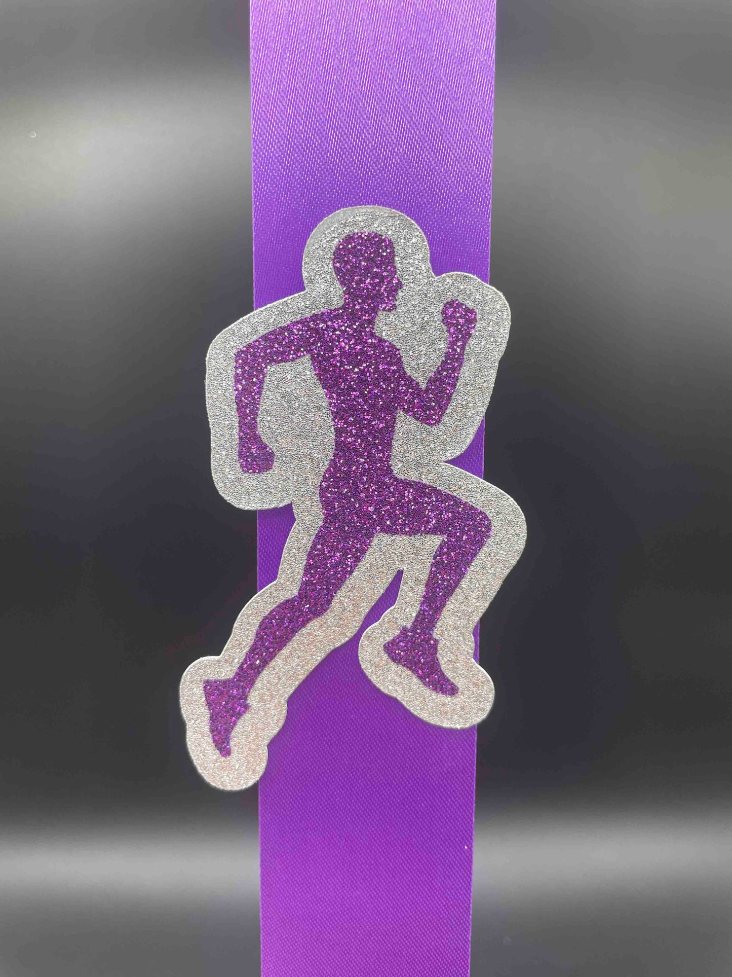 Runner, Male, Purple - Signature Trinket