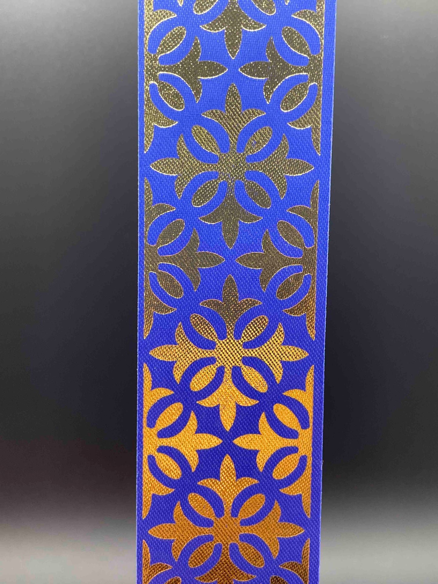 18 inch flower ribbon blue/gold