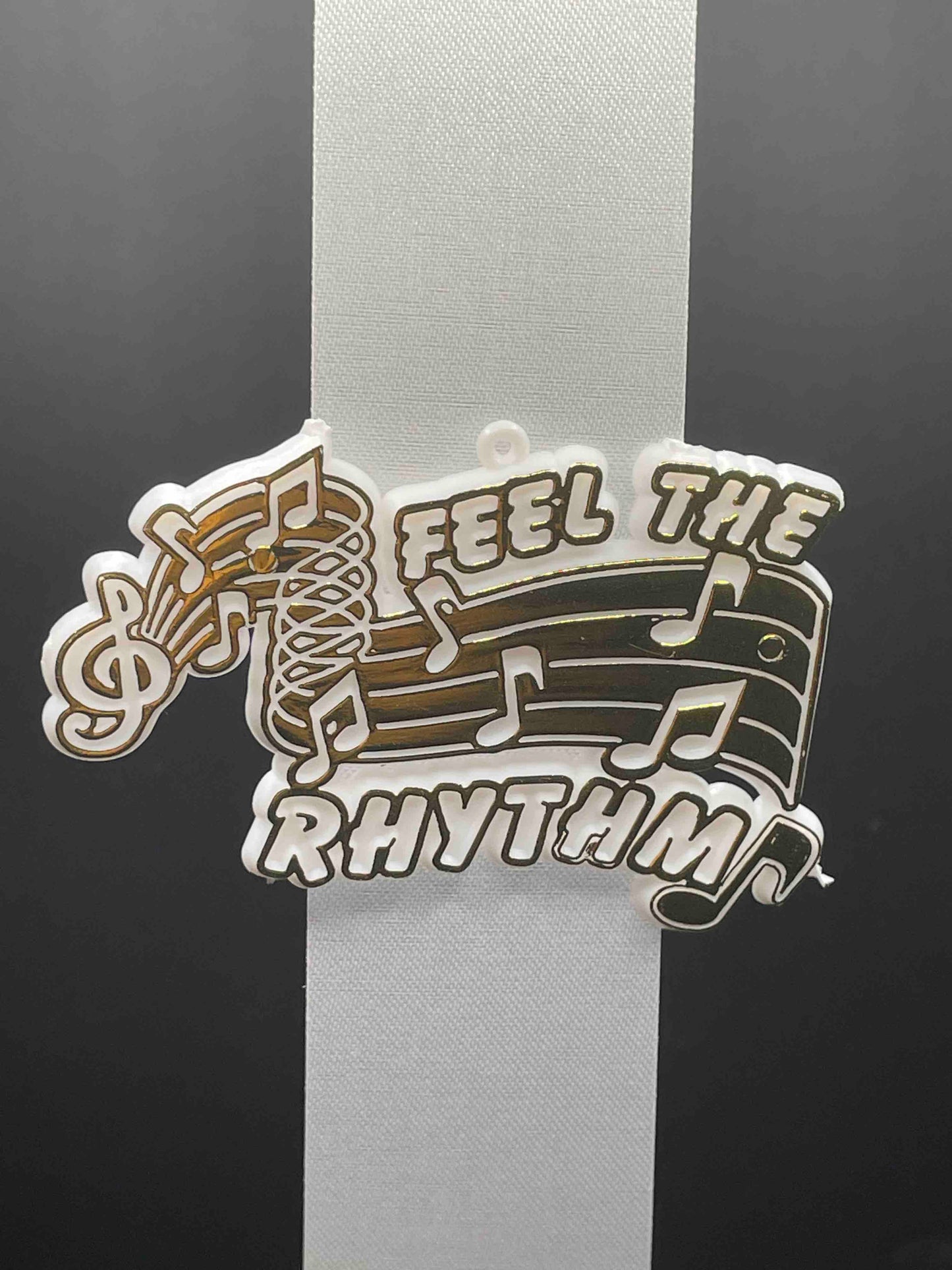 Feel the Rhythm, Gold - Classic Trinket