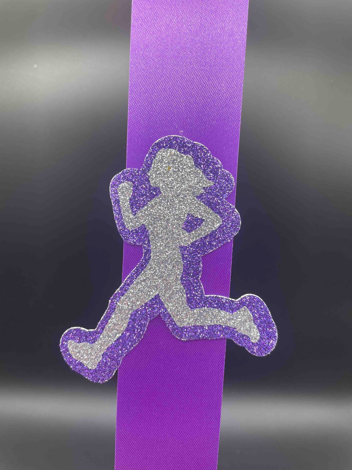 Runner, Female, Purple, - Signature Trinket