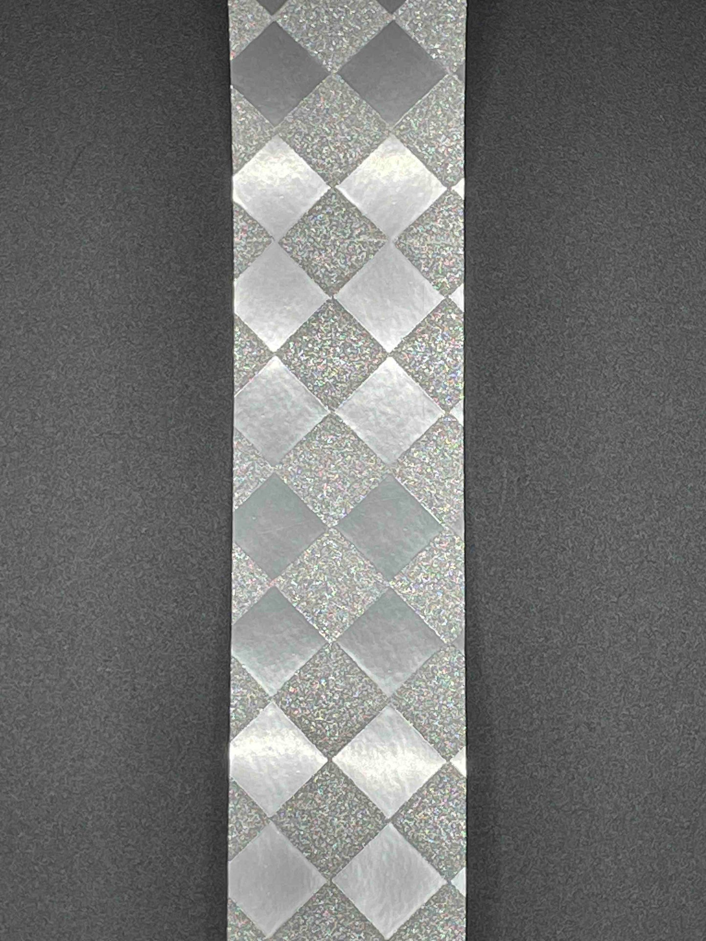 18 Inch Ribbon, Diamond Sparkle, Silver -7/8 Ribbon (included)