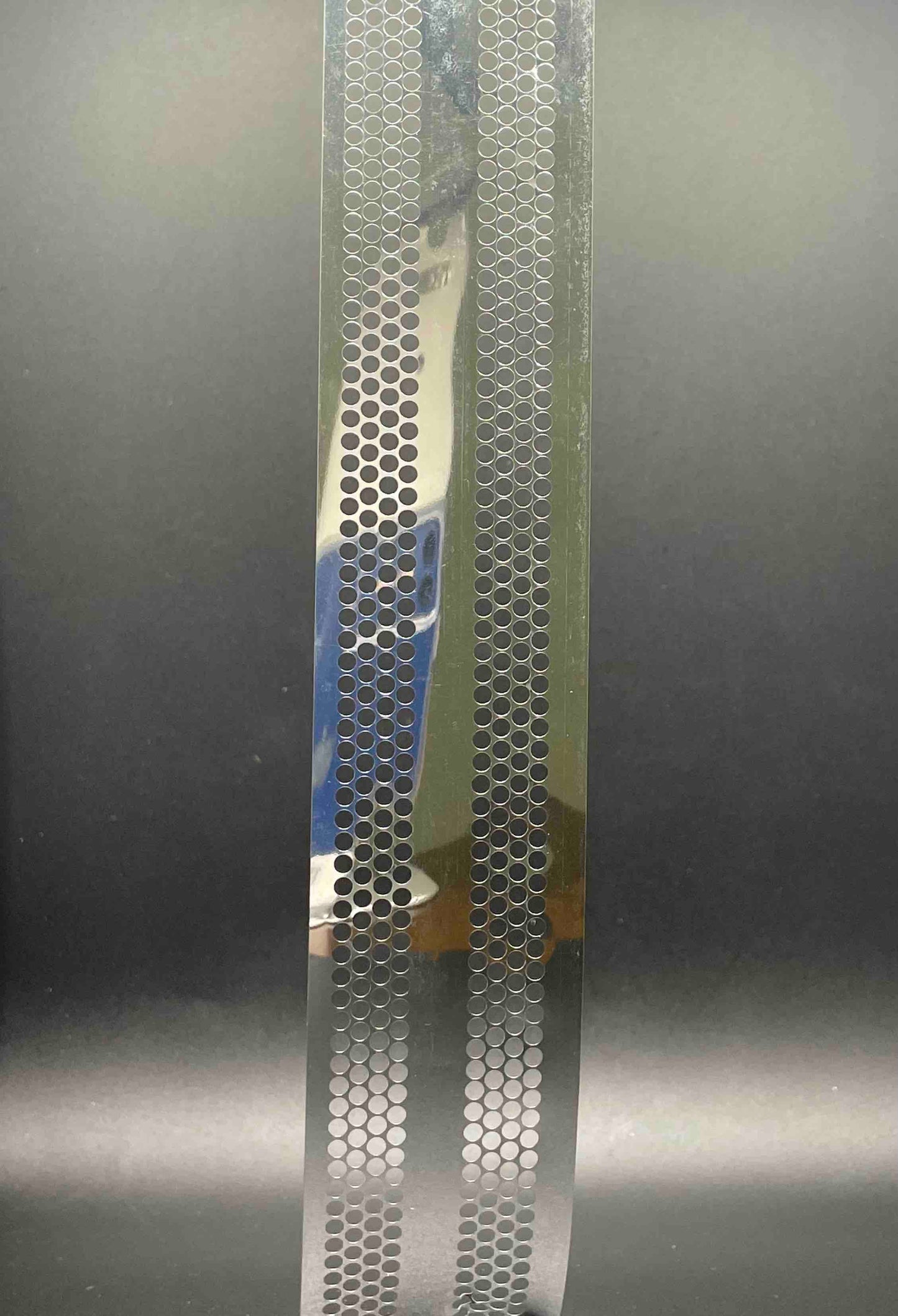 18 Inch Ribbon, Honeycomb Patterned Ribbon, Silver - 2 inches (included)